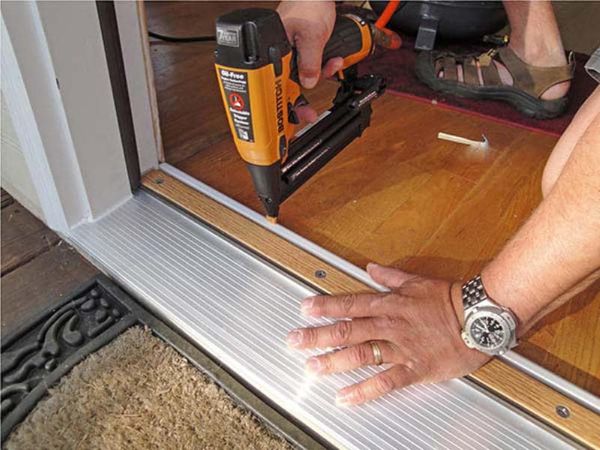 Doorsill là gì? Tại sao doorsill lại quan trọng trong thiết kế cửa thép?